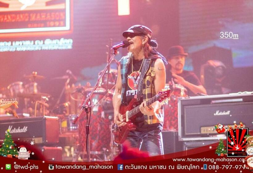 חדר סופריור, Rattana Park