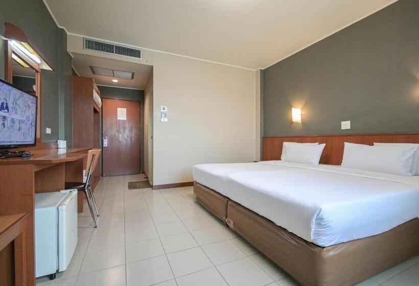 חדר סופריור, Rattana Park