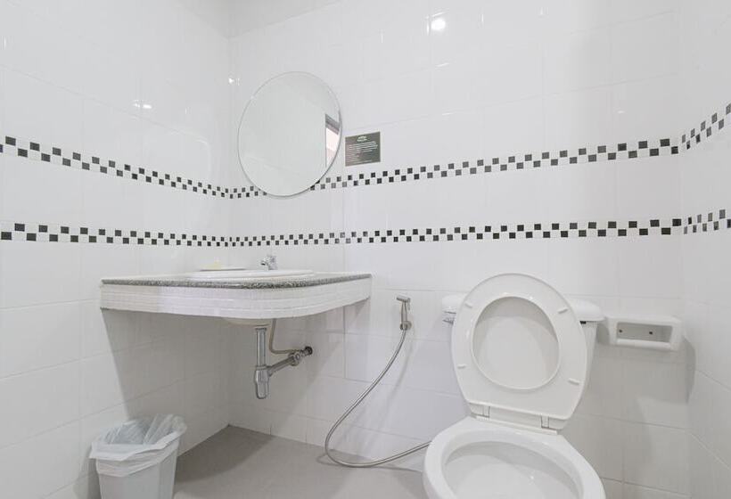 חדר סטנדרט, Rattana Park