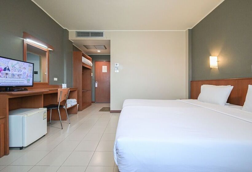 חדר סטנדרט, Rattana Park