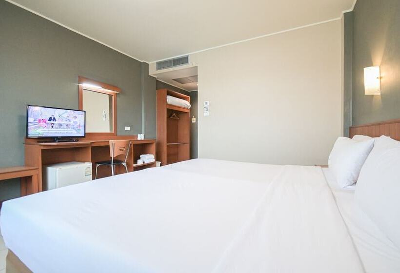 חדר סטנדרט, Rattana Park