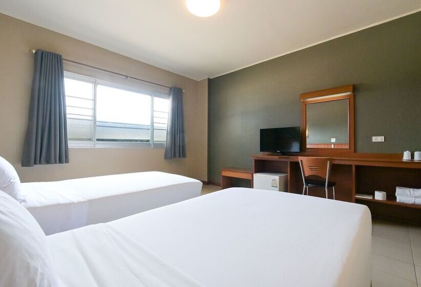 חדר סטנדרט, Rattana Park