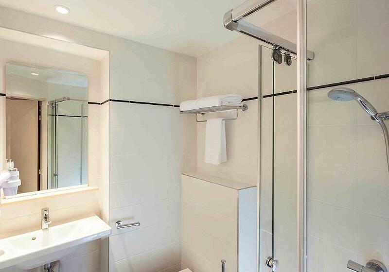 חדר סטנדרט, Rattana Park