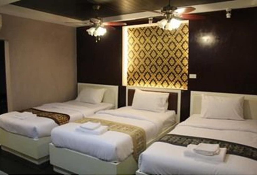 اتاق استاندارد سه نفره, S30