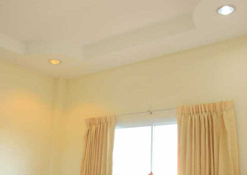 디럭스 룸, Submukda Phoomplace