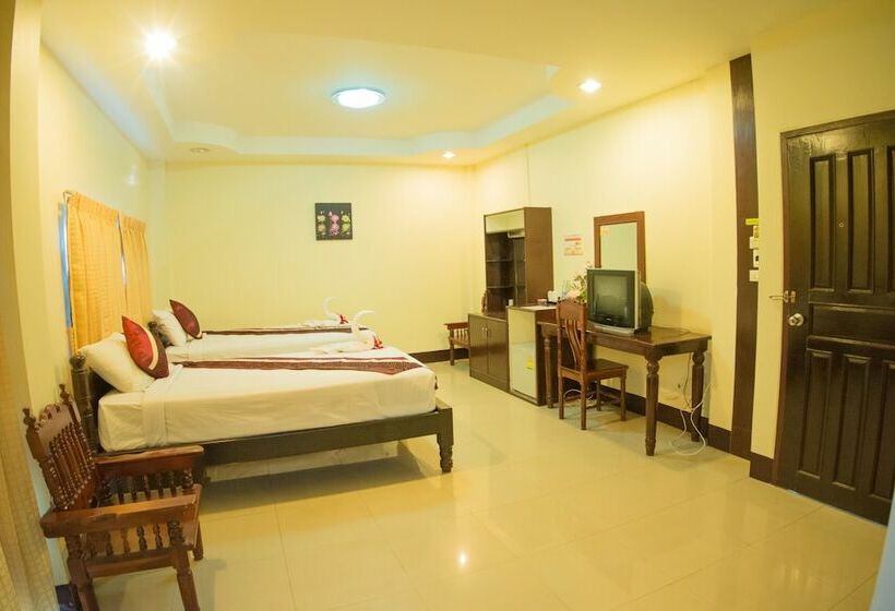 스탠다드 룸, Submukda Phoomplace