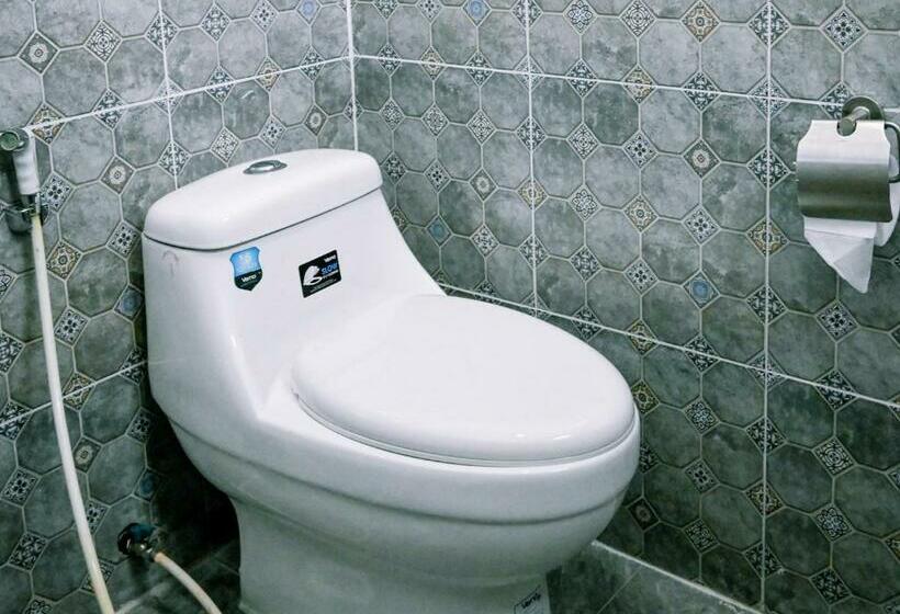 Номер Стандарт, Sugar And Spice Inn