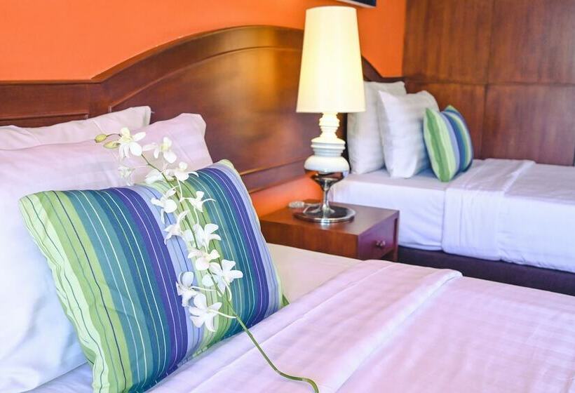 Номер Стандарт, Sugar And Spice Inn
