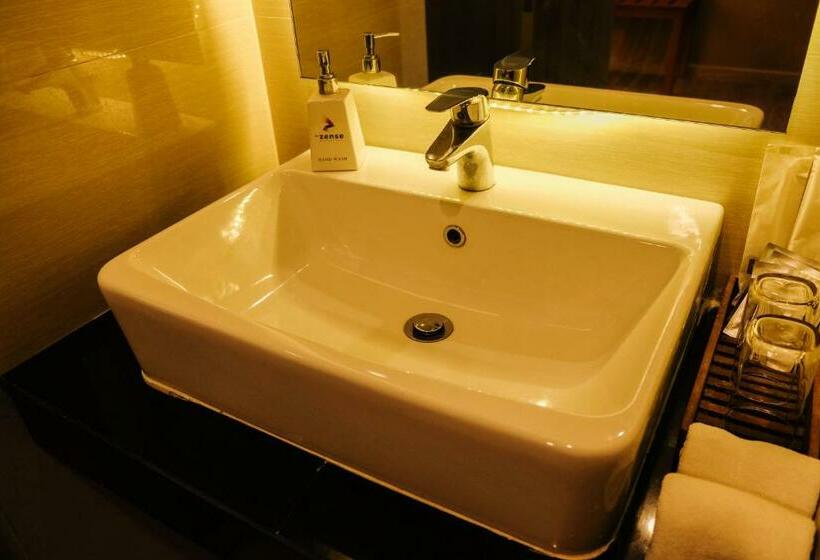 스탠다드 룸 풀장 전망, The Zense Boutique