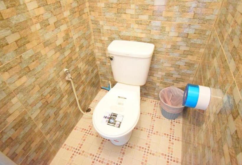 اتاق استاندارد سه نفره, Mukda Guesthouse