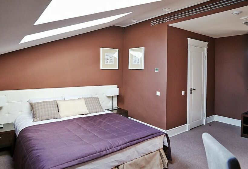 اتاق استاندارد, Old Street Kostroma