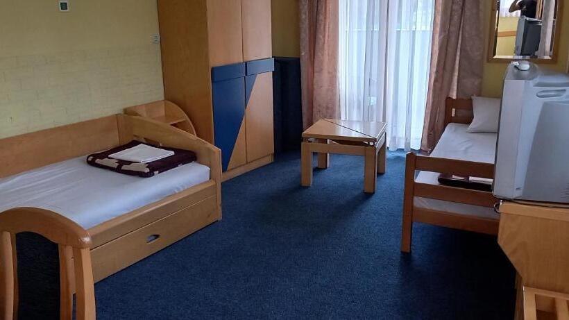 إستوديو ديلوكس, Garni Hotel Lupus