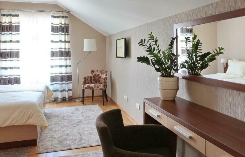 اتاق استاندارد, Garni Hotel Tema Nova