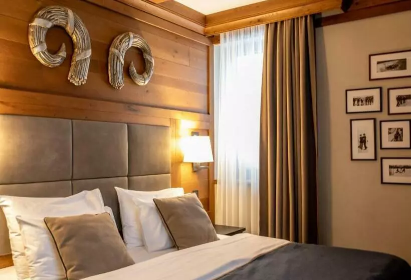 سوئیت پریمیوم, Grey Hotel Kopaonik