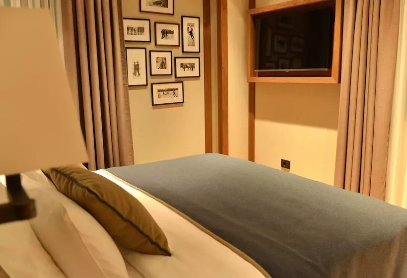 سوییت لوکس, Grey Hotel Kopaonik