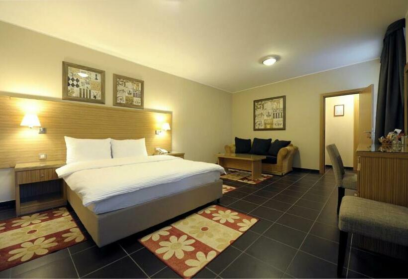 Standard Værelse, 1000 Ruza