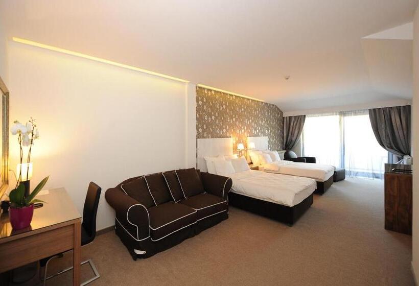 Superior Familie Værelse, 1000 Ruza