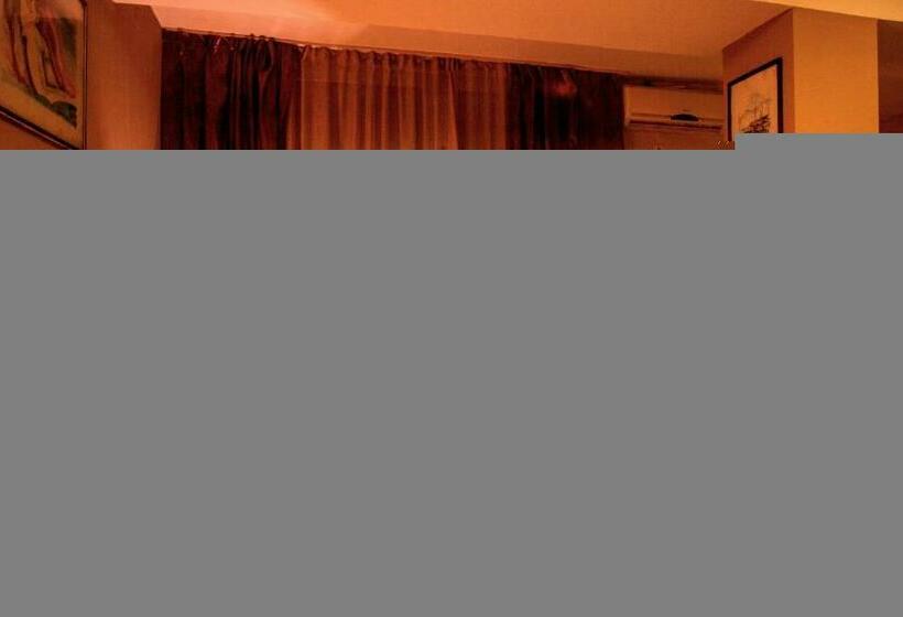 غرفة عائلية, B&b Stadion