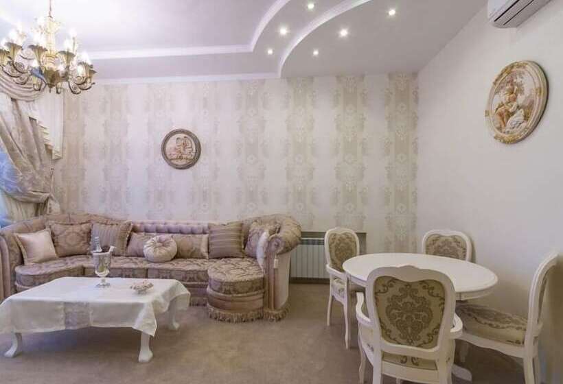 شقة غرفة واحدة, Bellagio