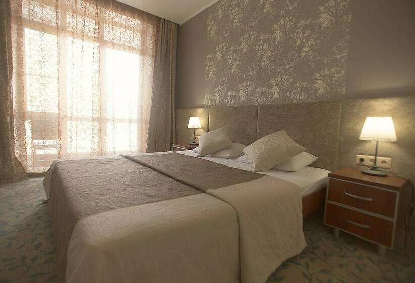 스위트, Crona Medical & Spa