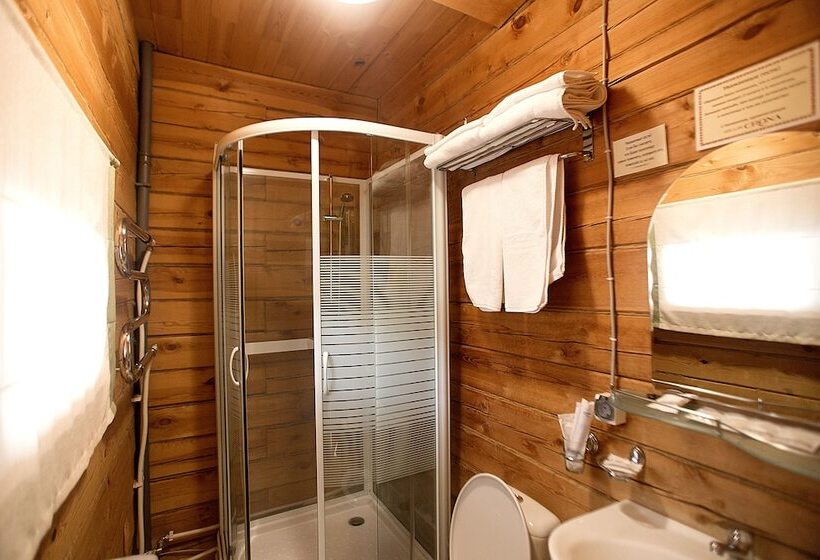 샬레, Crona Medical & Spa