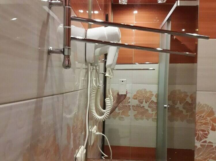 スタンダードルーム, Maxxroyal