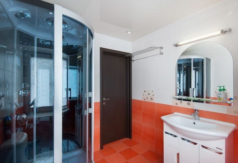 スイート, Maxxroyal