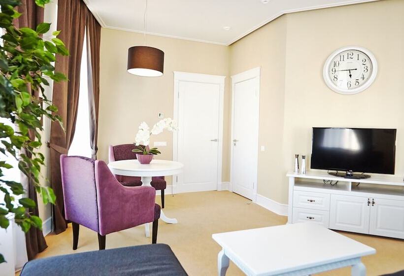 Suite with Terrace, Old Street Kostroma