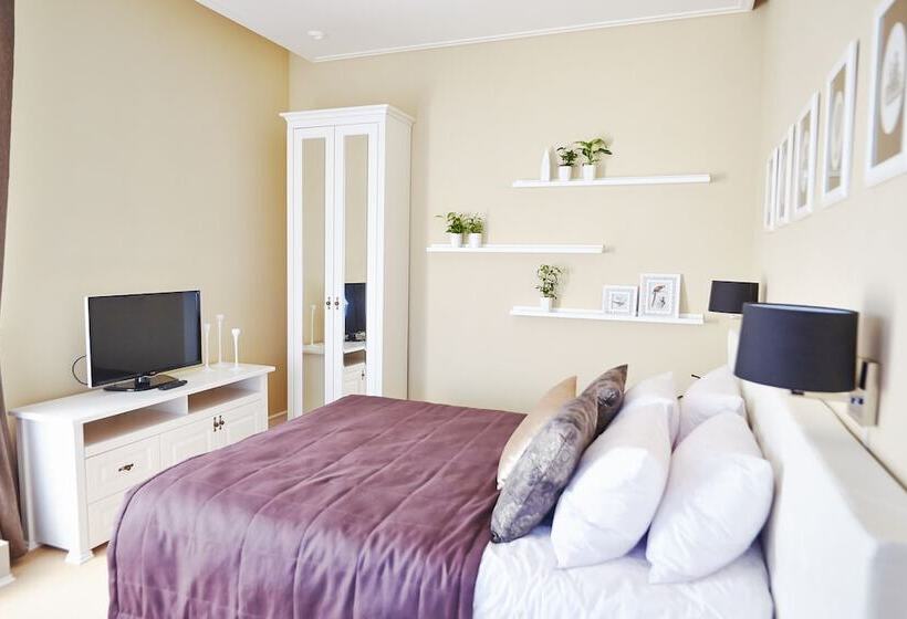 Suite with Terrace, Old Street Kostroma