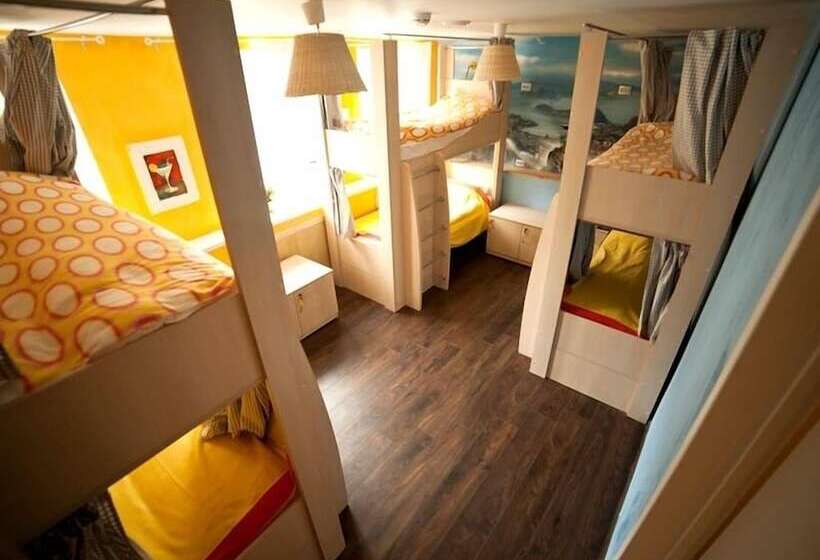 Кровать в Общей Комнате, Smile Hostel