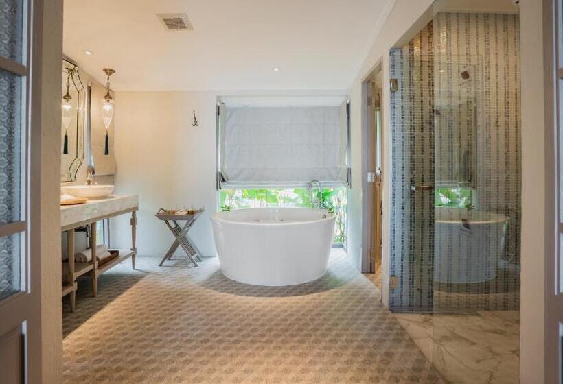 豪华海景房, Moracea By Khao Lak Resort