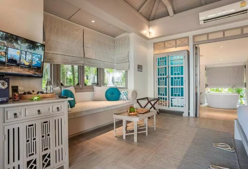 オーシャンビューデラックスルーム, Moracea By Khao Lak Resort