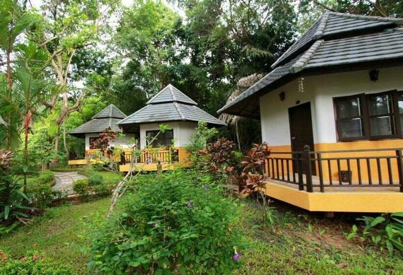 Бунгало Стандарт Вид на Сад, Garden Of Joy Resort