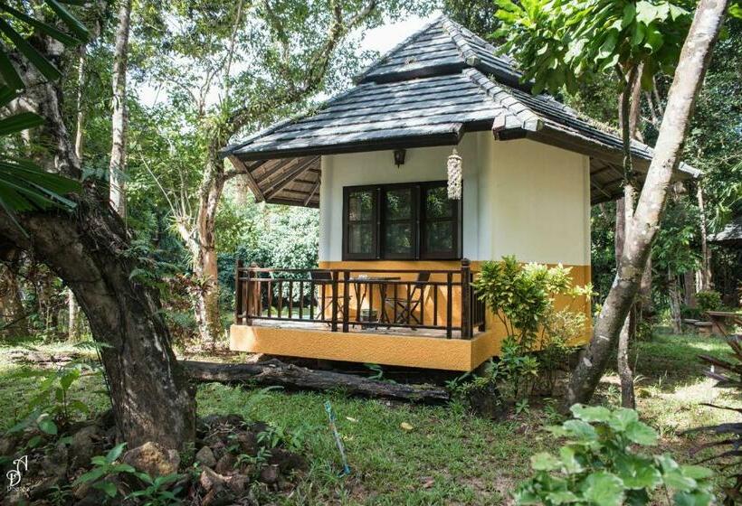 Бунгало Стандарт Вид на Сад, Garden Of Joy Resort