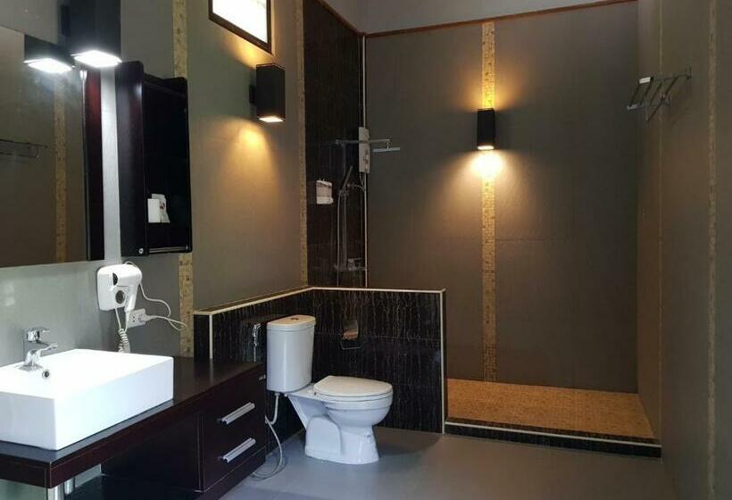 Номер Deluxe, The Grace Amphawa