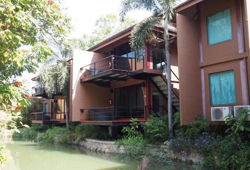 Стандартный Номер Кровать Кинг, The Grace Amphawa