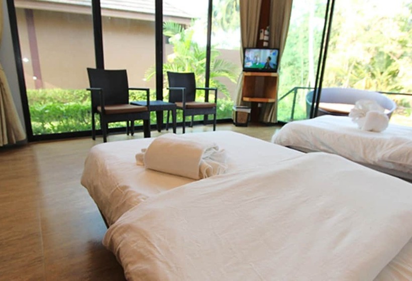디럭스 룸, The Grace Amphawa