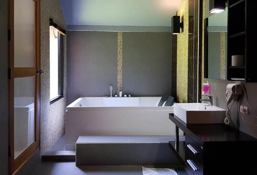 Номер Deluxe, The Grace Amphawa