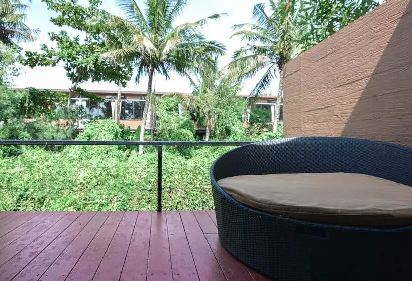 デラックスルーム, The Grace Amphawa