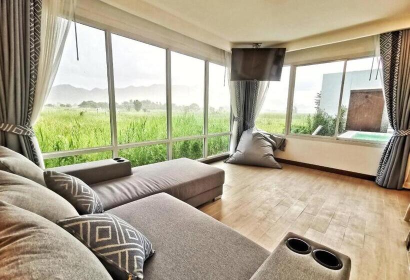 سوییت با استخر, The Vista Pool Villa