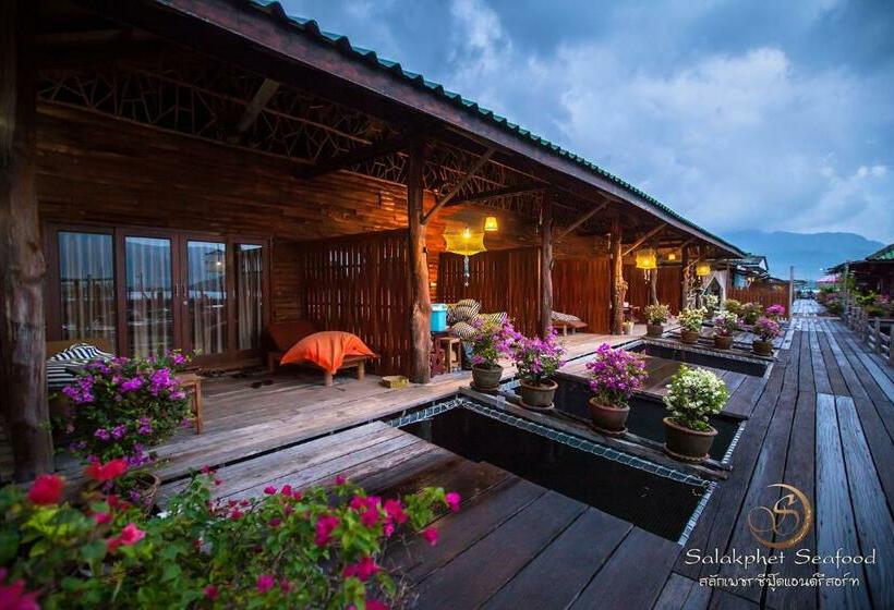 Quarto Familiar Vista Mar, Salakphet Resort