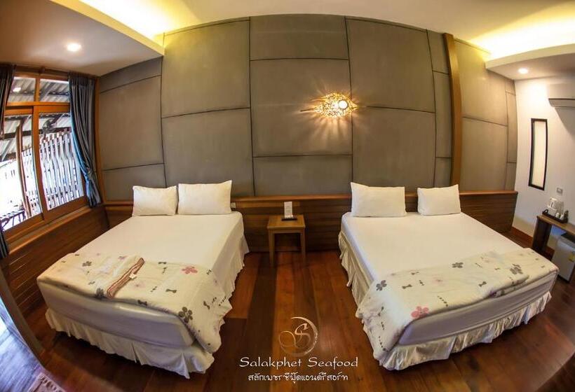 Quarto Deluxe com Terraço, Salakphet Resort