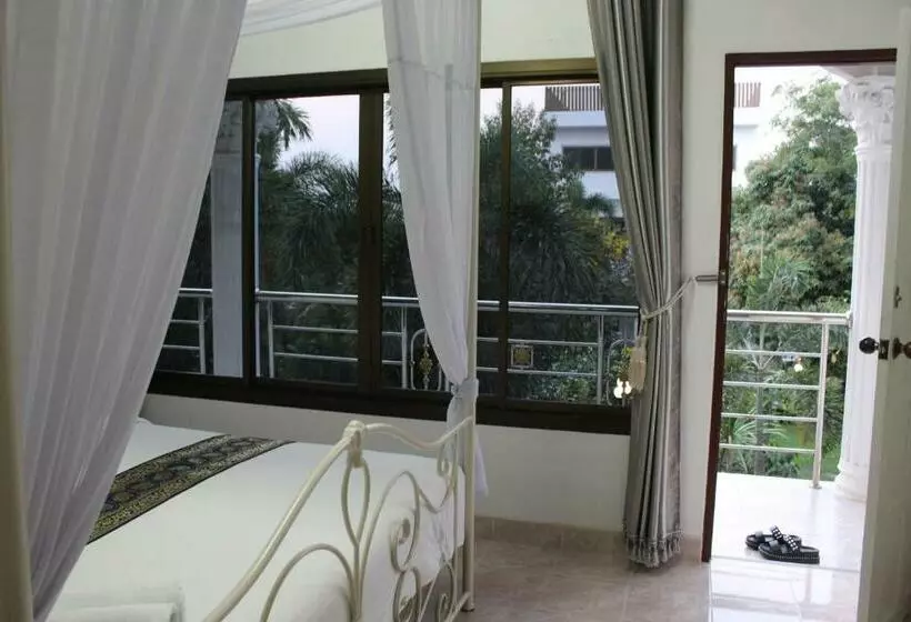 اتاق استاندارد با بالکن, White Elephant Resort