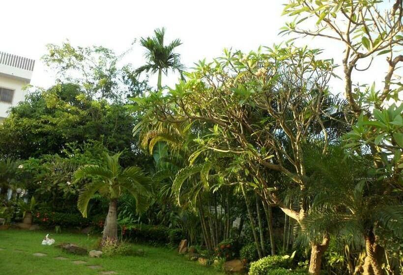 Номер Стандарт с Балконом, White Elephant Resort