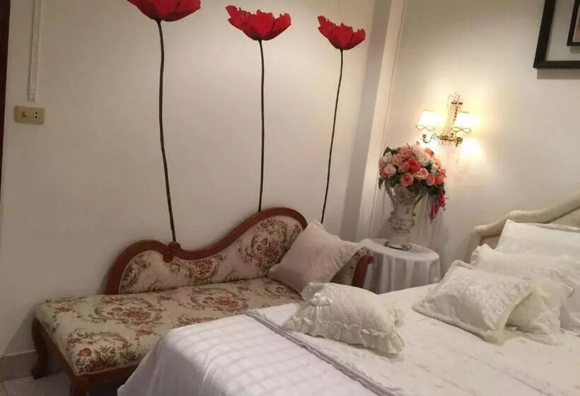 اتاق لوکس با چشم‌انداز باغ, White Elephant Resort
