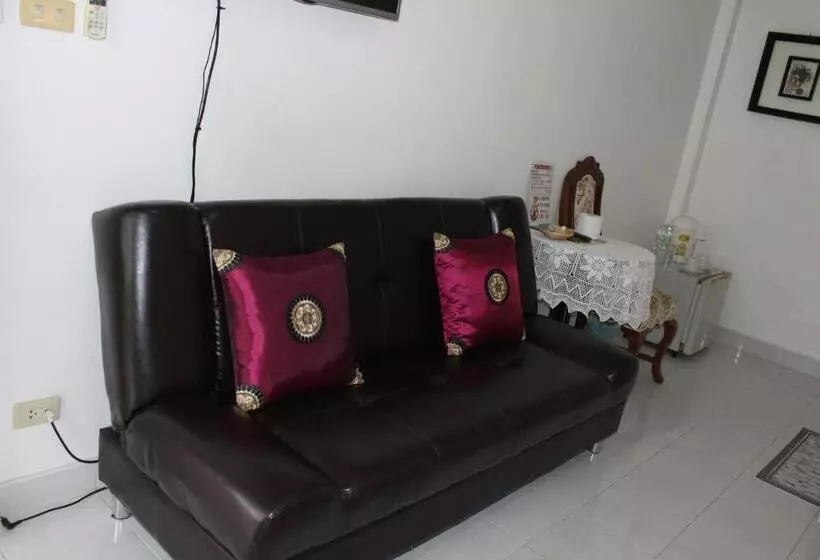 اتاق خانوادگی با چشم‌انداز باغ, White Elephant Resort