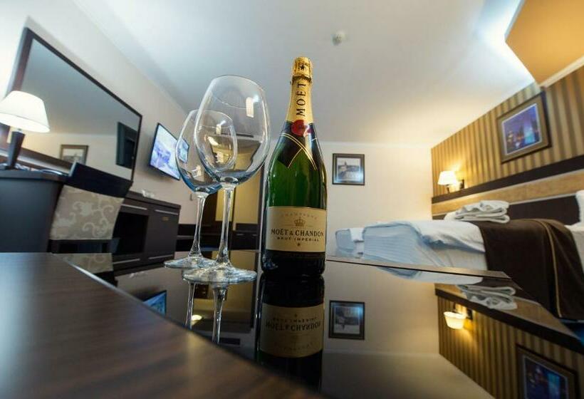 디럭스 룸, Grand Hotel Hebar