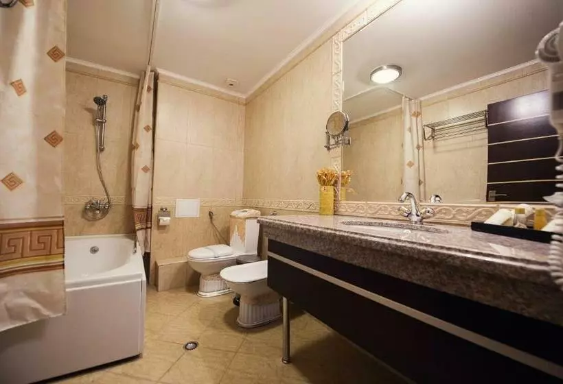 ジュニアスイート, Grand Hotel Hebar