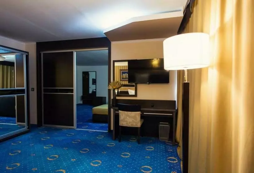 デラックススイート, Grand Hotel Hebar
