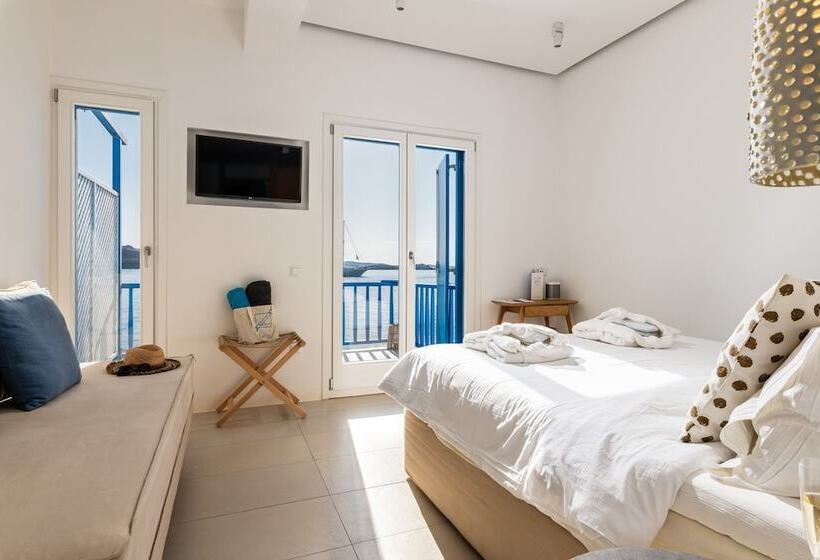 סוויטת דלוקס נוף לים, Bluetopia Suites